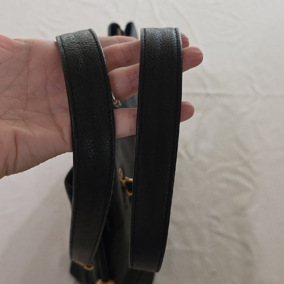 Chanel Black Caviar Leather Shoulder Bag *Entrupy COA Included* - Picture 8 of 17